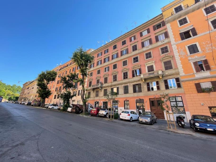 Cozy Apartment In Trastevere Рим Экстерьер фото